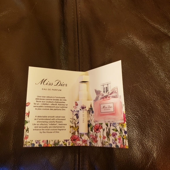 Christian Dior Beauty Bag Bundle - Picture 10 of 13